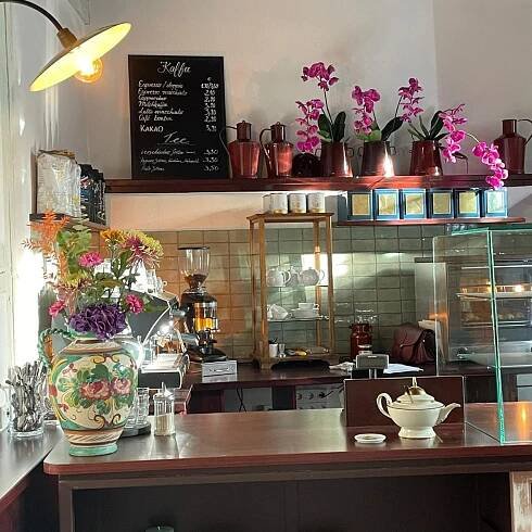 Sebalder Pfarrhof & Café Maulbeere — ST. SEBALD NÜRNBERG — ST. SEBALD NÜRNBERG