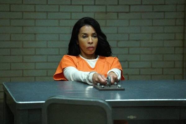 Khandi Alexander in Scandal (2012)