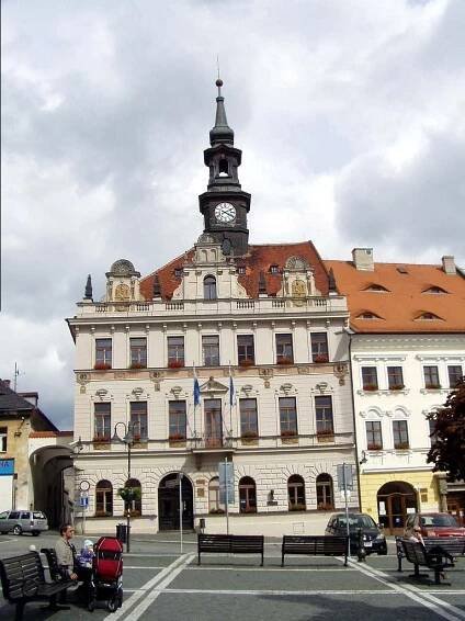 Fotografie - Česká Lípa (něm.Böhmisch Leipa) - náměstí T.G.Masaryka - radnice - 25.07.2010