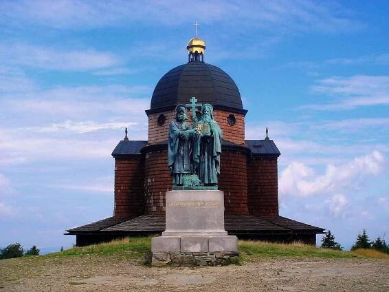 Súbor:Sv. Cyril a Metoděj.jpg – Wikipédia