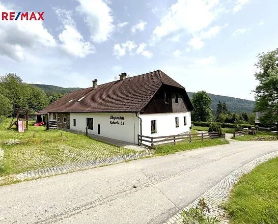 Pension Kubova Huť, 2090 m2, okr. Prachatice | Reality.iDNES.cz 