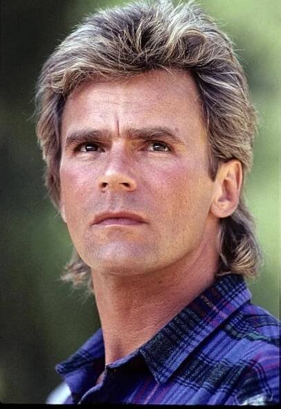 "MacGyver" GX-1 (TV Episode 1987) 7.5