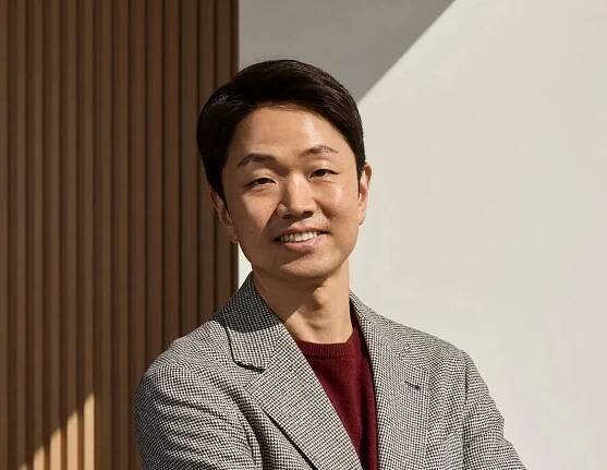 Taejoon Park copy.jpg