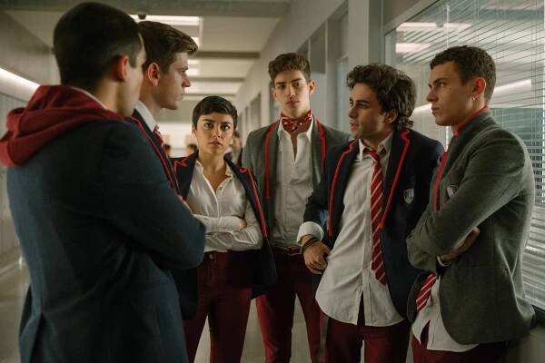 Elita - Série 4 - Z filmu - Miguel Bernardeau, Carla Díaz, Manu Ríos, Itzan Escamilla, Arón Piper
