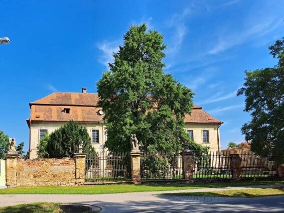Křimice a zámek s parkem - Zámek
