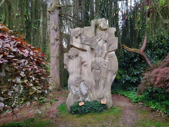 Meditační zahrada v Plzni - Fotogalerie - TOTEM Plzeň