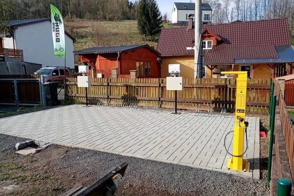 Nabíjecí stanice Kamenice u Březové foto 1