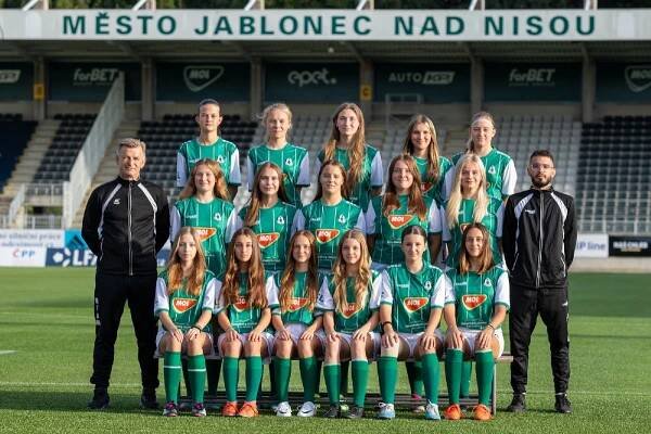 Dorostenky s celkem Sokol Třebeš 3:1
