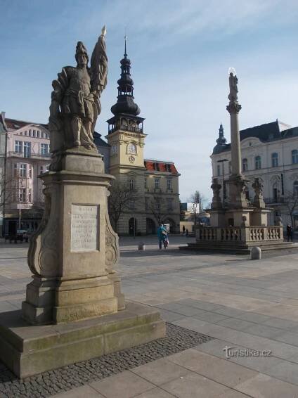 sv. Florian, bývalá radnica, mariánsky stĺp