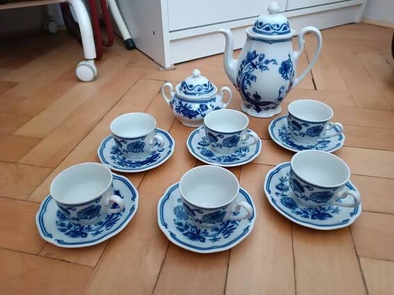 Porcelánový kávový servis Henrieta, made in Czechoslovakia. - Starožitnosti a umění