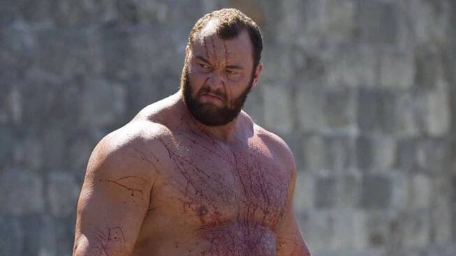 Hora ze seriálu Hra o trůny se stal otcem: Hafþór Júlíus Björnsson se podělil o střípky z porodu – eXtra.cz