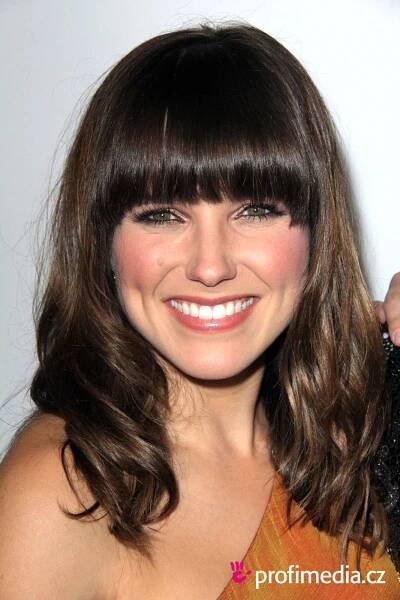 Sophia Bush - celebrity účes - HappyHair