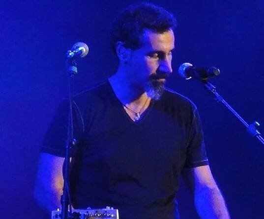 Serj Tankian Biography - Childhood, Life Achievements & Timeline