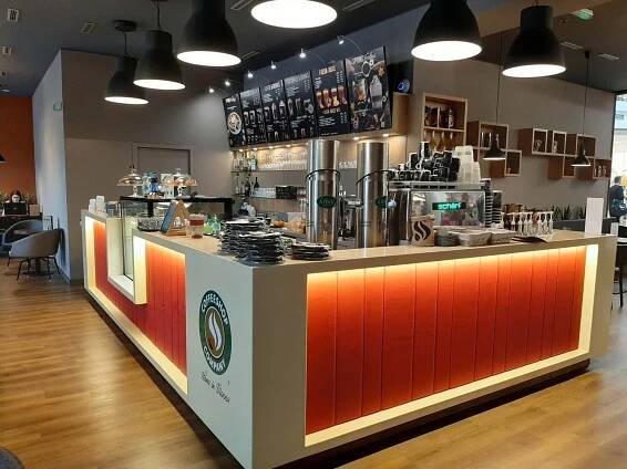 Otevřený voucher do Coffeeshop Company v Olomouci a Zlíně: 250 či 500 Kč na kávu, čaje, limonádu i bagely či dorty