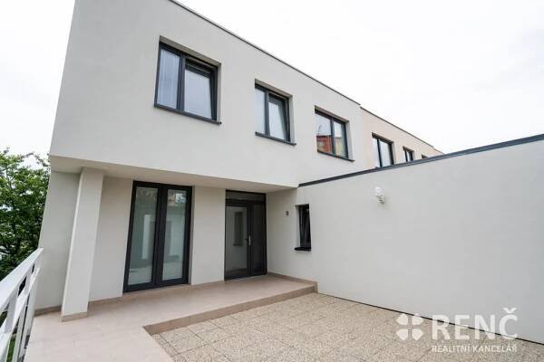 Byt 4+kk (90 m2) se zahradou, na ulici Jírovcova, v Brně - Kohoutovicích. | Realitní kancelář RENČ s.r.o. - KONTAKTY: