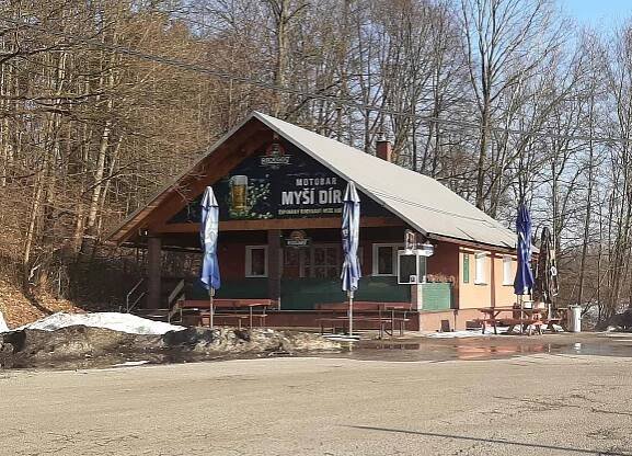 Těrlicko, Hradiště, motobar myší díra.