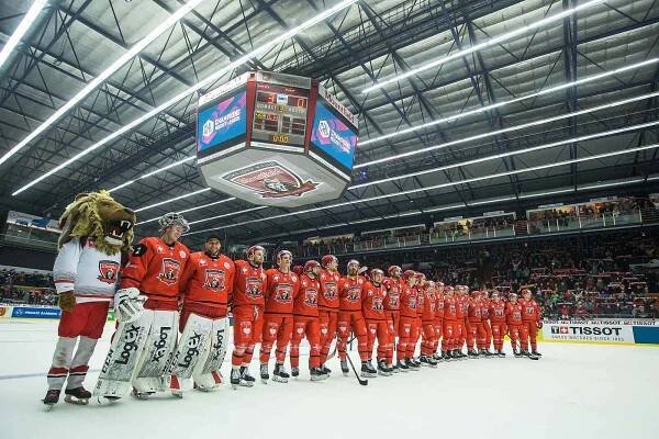 Semifinále hokejové Ligy mistrů: Mountfield HK - Djurgården Stockholm.