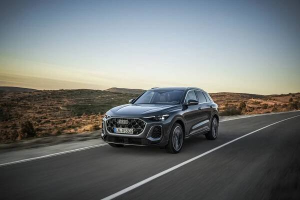 Nové Audi Q5 je tady! S výrazným designem a výhradně jako hybrid