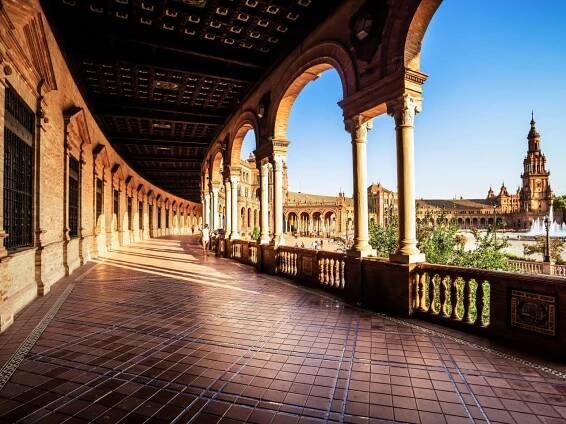 Vacations in Spain: Travel Deals From Coastlines to Mountains