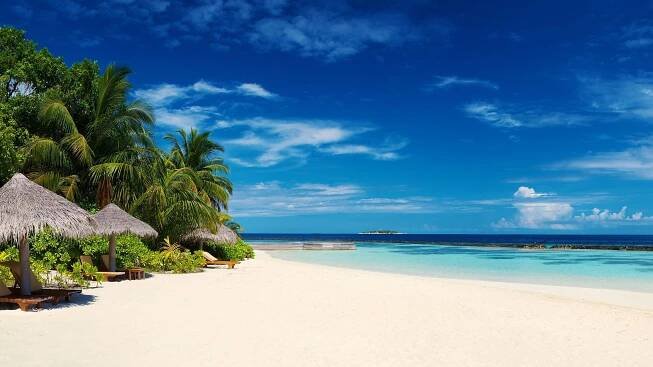 4k Beach Nipa Cottages Wallpaper