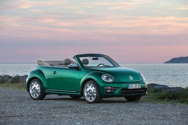 Volkswagen Beetle: Podrobné specifikace vozidel & Interaktivní nástroj pro srovnání