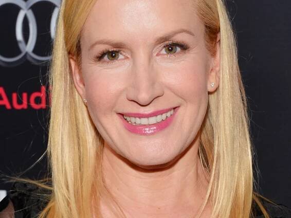 Angela Kinsey Plastic Surgery Face