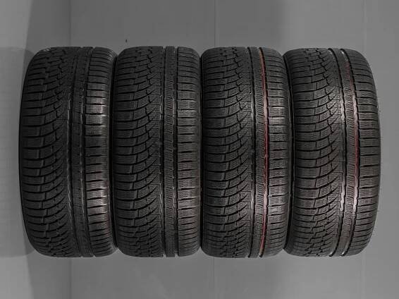 NOKIAN WR A4 245/35 R20 95W 6419440210759 ZIMNÍ PNEUMATIKY 