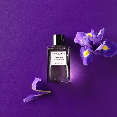 Essential Parfums Velvet Iris – niche parfém s kosatcem 2025