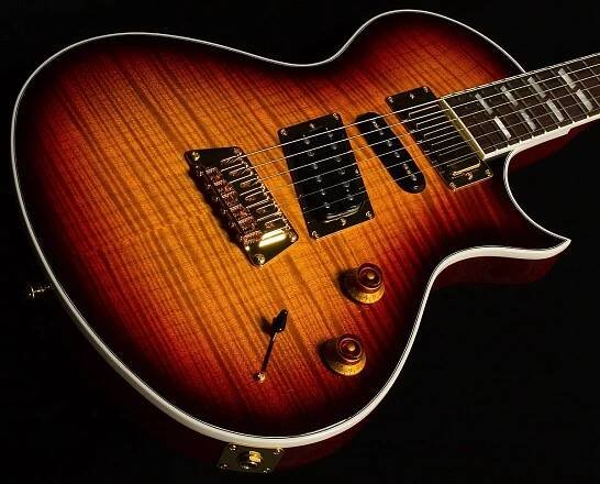 Gibson 20th Anniversary Nighthawk Standard • SN: 112631329