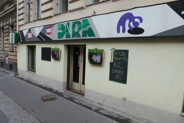 Stará dobrá díra foto 1