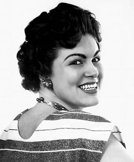 How singer Patsy Cline's powerful voice has resonated through the decades 7