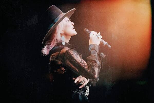 Tanya Tucker Talks Home Cooking, Her New Album, and More
