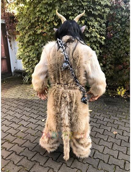 kvalitni kožich pro čerta krampus
