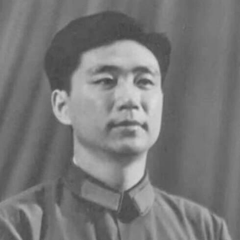 Wang Hongwen - Wikipedia