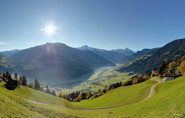 Vacation in the Zillertal, skiing, hiking, climbing, & mountain biking - Logenplatz Zillertal