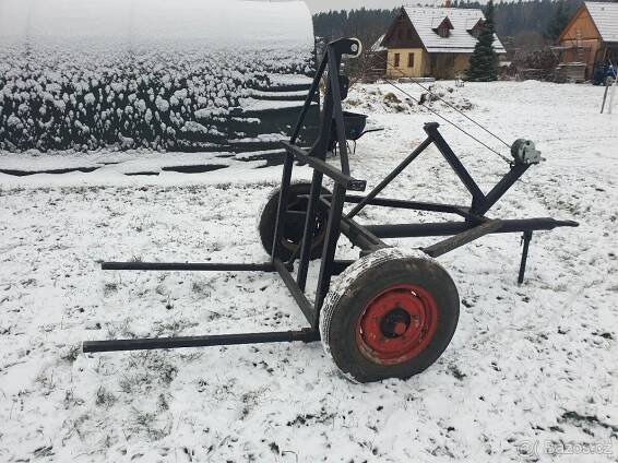 vozík na balíky sena/slámy - Liberec