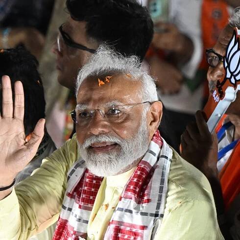 Modi faces greatest pressure of his political career as BJP falls short of outright majority