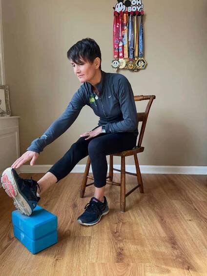 desk stretch runner hamstring