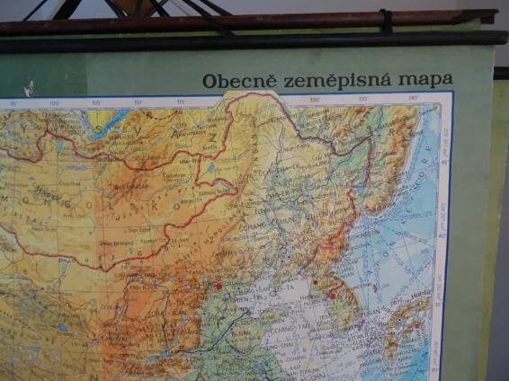 ČÍNA A MONGOLSKO, obecně zeměpisná mapa. Měřítko 1:5000000