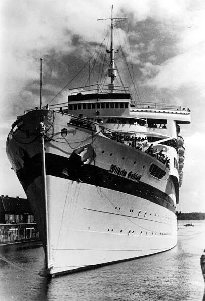 Wilhelm Gustloff přiváží horské myslivce z norského Narviku do Německa (1940)