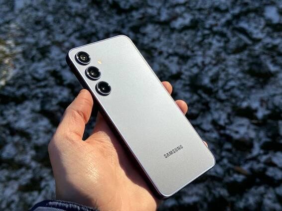 Recenze Samsung Galaxy S24+ : Toto je právě ten model, který si chcete koupit