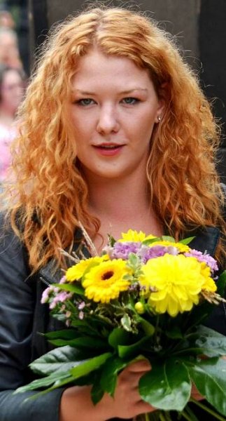 Soubor:Debbie 2014.jpg – Wikipedie