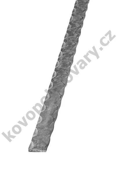 Zdobená pásovina pro kované zábradlí, ploty a brány 30.102_3m, pr.30x5 mm, cena za 3 m - prodej po 3 
