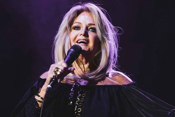 Bonnie Tyler says 'Total Eclipse of the Heart' was written for Nosferatu musical