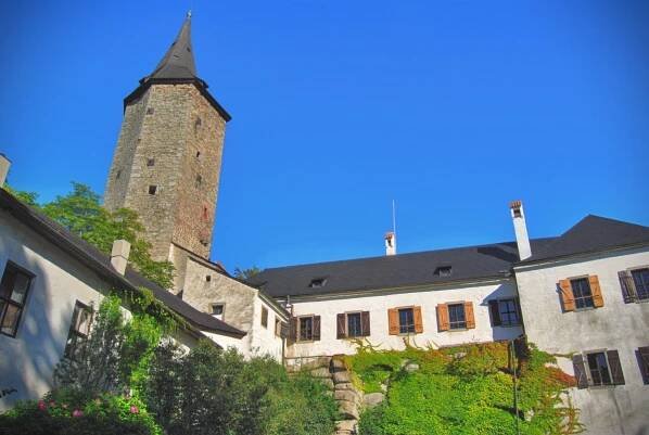 Hrad Roštejn