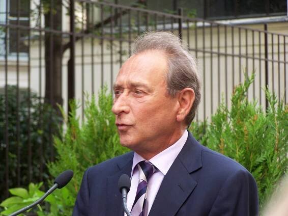 Bertrand Delanoë