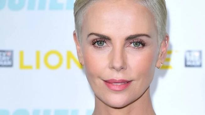 Charlize Theron: Můj syn je ve skutečnosti dcera