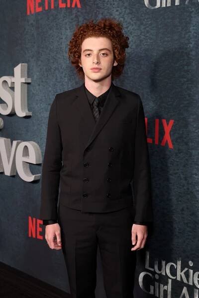 Luckiest Girl Alive NYC Premiere at Paris Theater on September 29, 2022 in New York City - Thomas Barbusca - Nejšťastnější holka pod sluncem - Z akcí