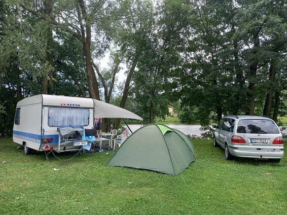 Autokemp Beroun Na Hrázi.