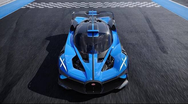 Z 0 za 400 km/hod za stejnou dobu jako Renault Clio na 100. To je Bugatti Bolide
